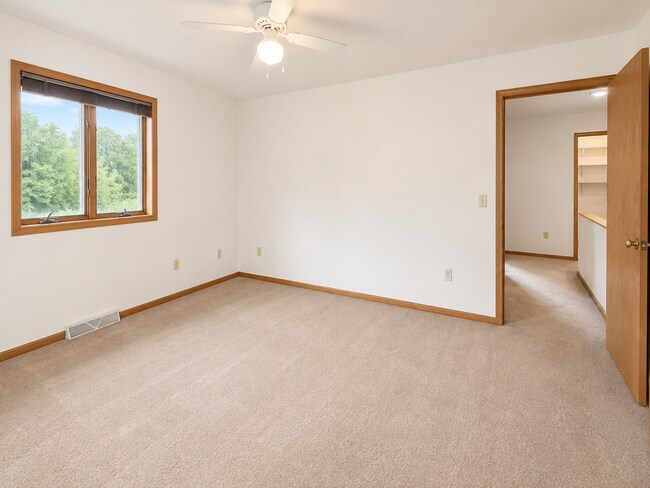Building Photo - 255 North St