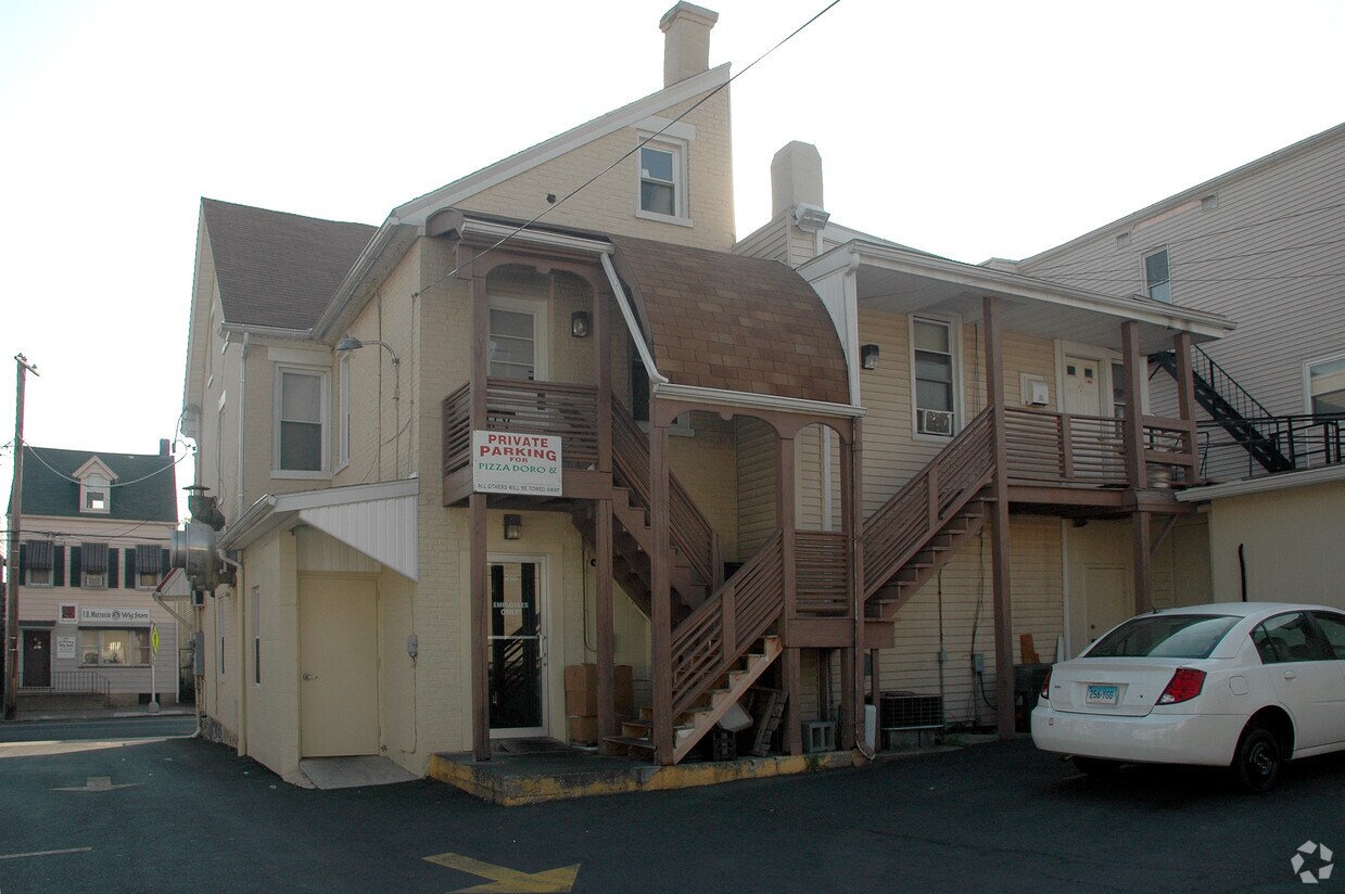 200 Cattell St, Easton, PA 18042 Apartments in Easton, PA
