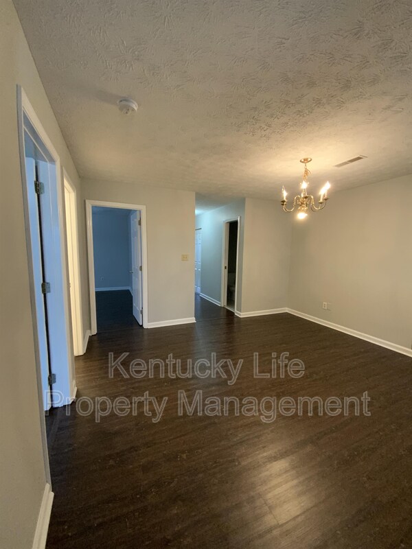 Building Photo - 209 Joey Way