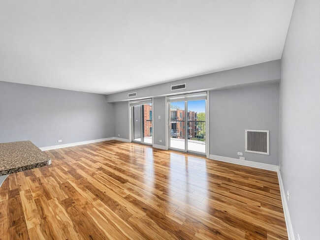 Foto del edificio - 1615 E Central Rd