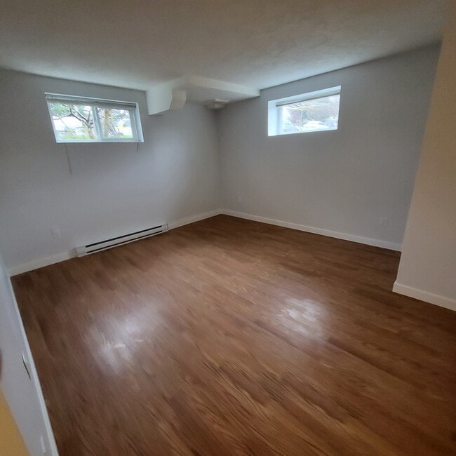 Building Photo - 2945 Quadra St