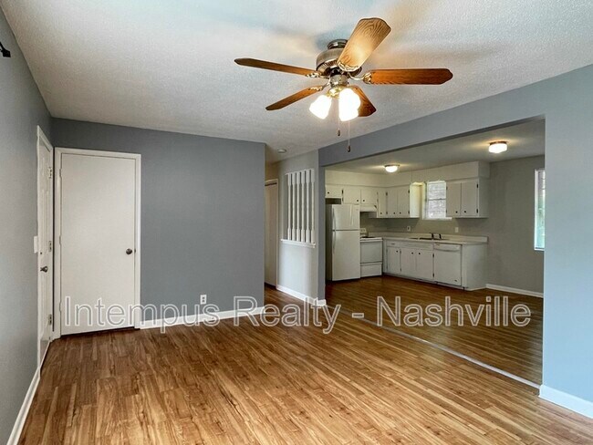 Building Photo - 1309 Robin Hill Rd