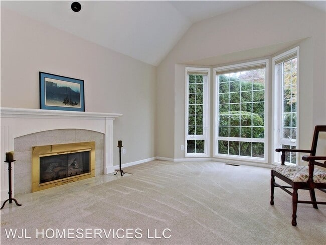 Building Photo - 4 br, 2.5 bath House - 2615 233rd Ave SE