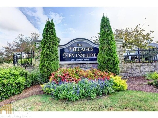 Building Photo - 515 Sandringham Dr