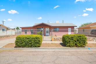 Building Photo - 4913 Sierra Madre Dr