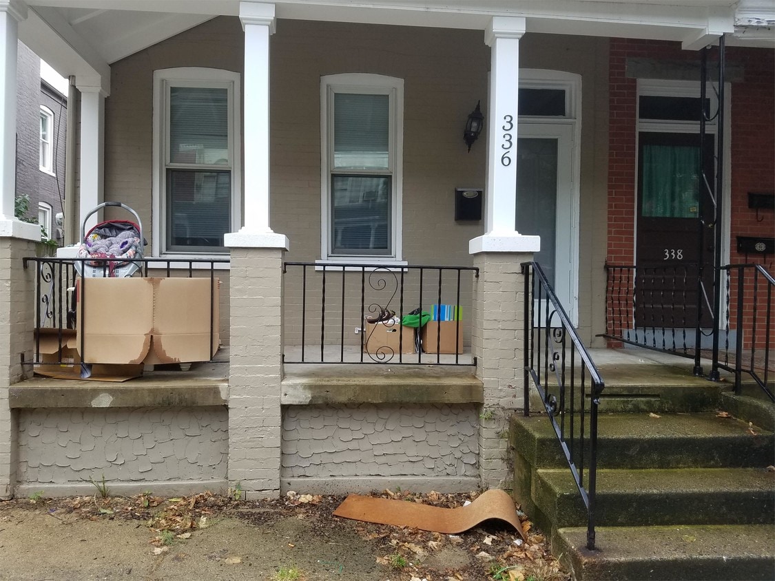 Primary Photo - 336 W Lemon St
