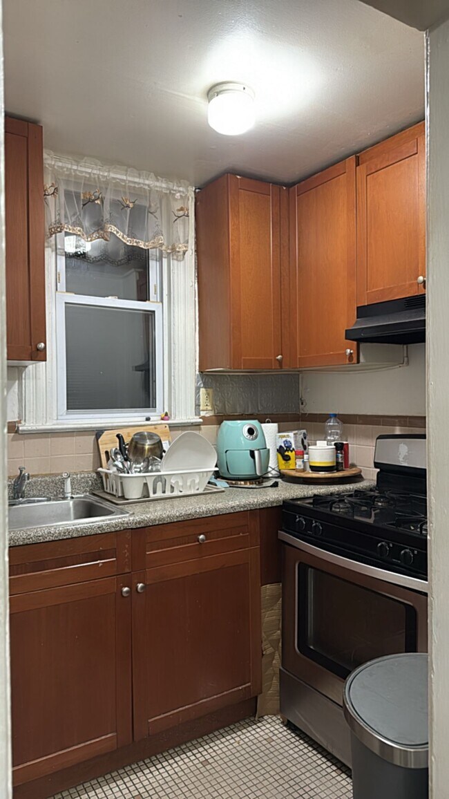 Foto del edificio - 31 Harrison Pl