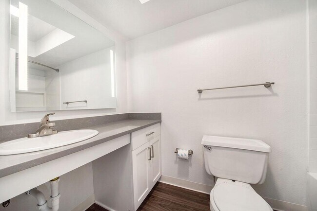 Building Photo - Stoney Pointe Apartment Homes