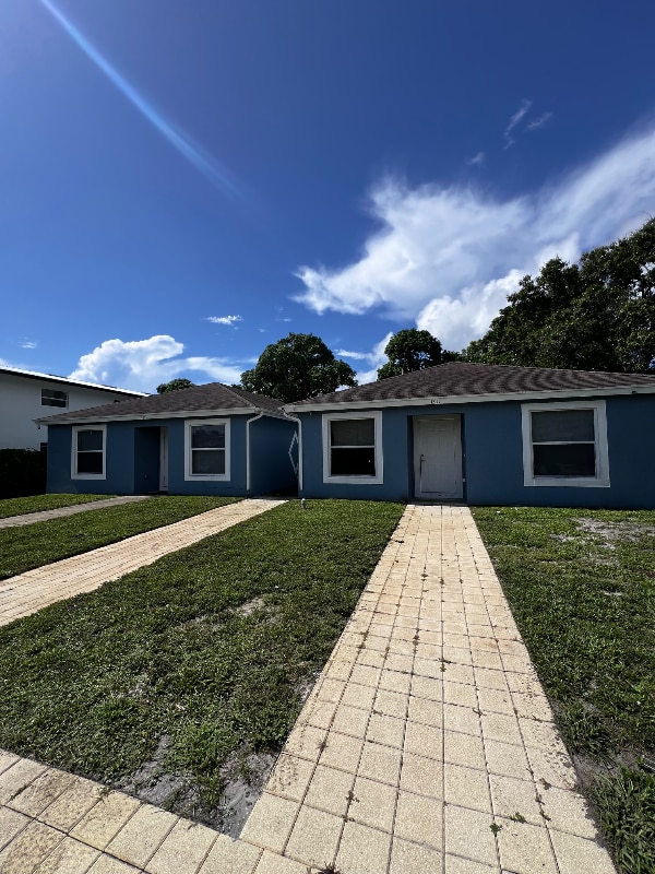 Building Photo - 1311 Emerald Terrace