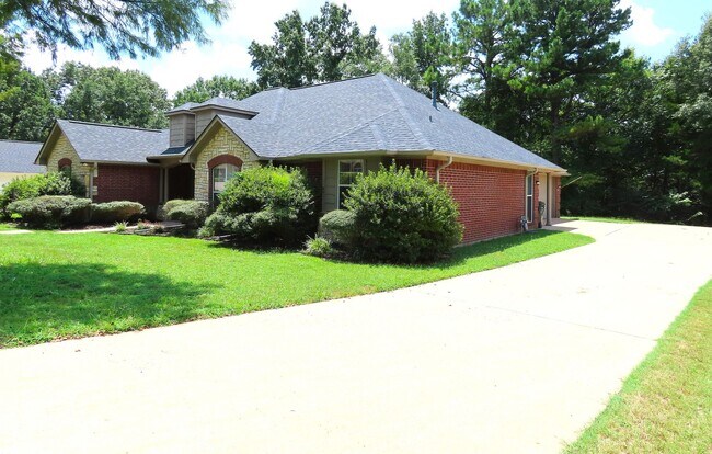 Foto del edificio - Chapel Hill ISD- Newly Update 3 Bedroom 2 ...