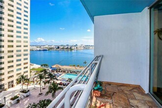 Building Photo - 335 S Biscayne Blvd