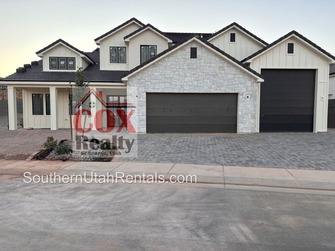 Primary Photo - Brand New 6 bedroom with RV Garage and Hot...
