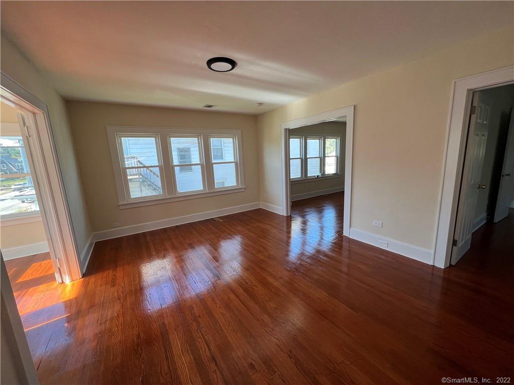 185 Alpine St Unit 2, Bridgeport, CT 06610 Room for Rent in