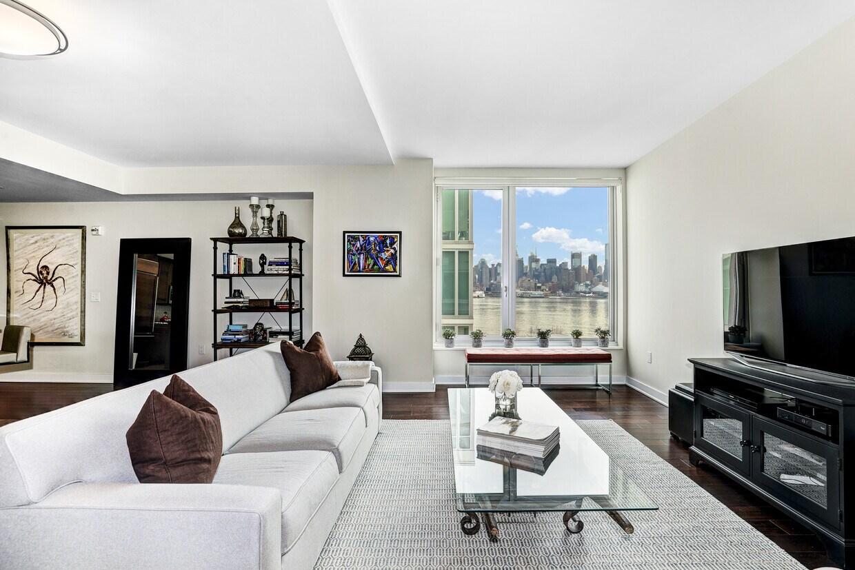 Great Room with Unobstructed Riverfront Views - 1000 Avenue At Port Imperial