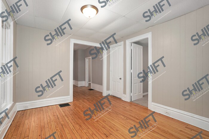 Primary Photo - 731 Livingston -- Beautiful three bedroom
