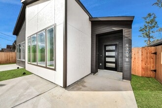 Building Photo - 9309 Caddo Rd