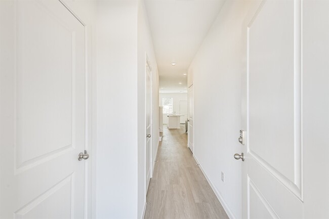 Building Photo - 819 Sweet Jubilee Ln