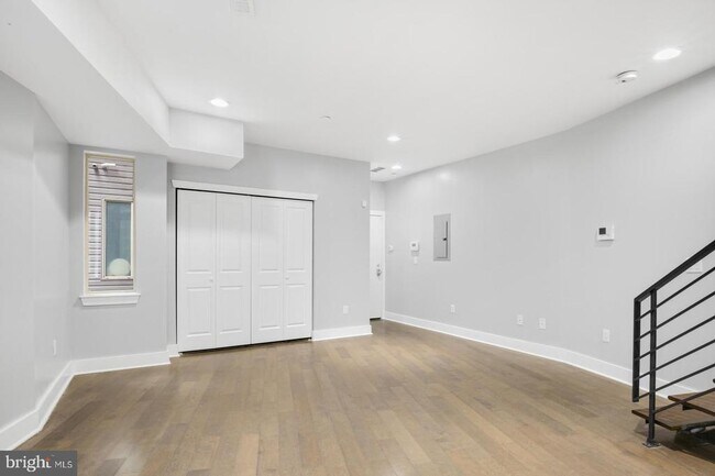 Foto del edificio - 2512 Frankford Ave