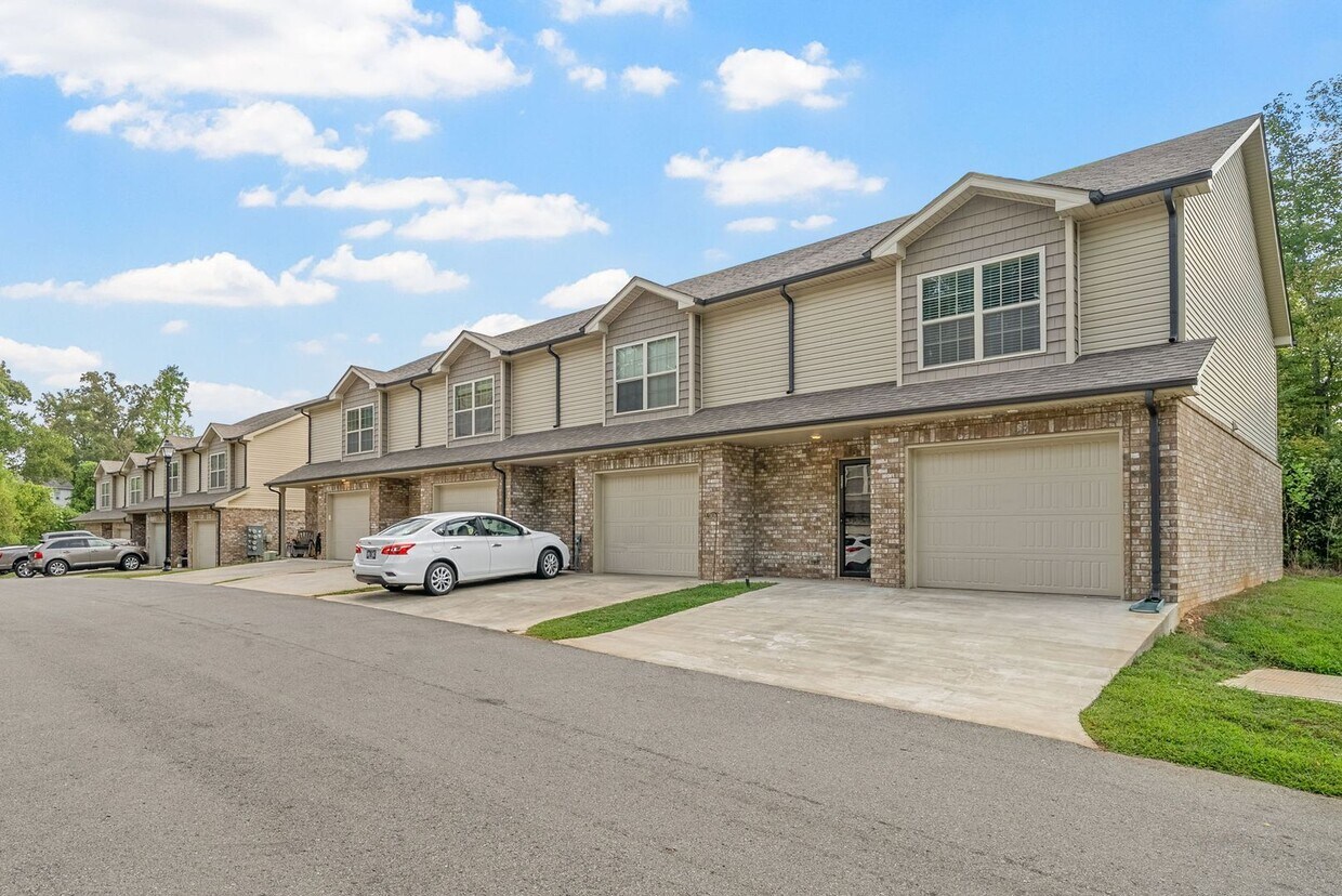 Foto principal - Sophisticated Sango Townhouse in a Gated C...