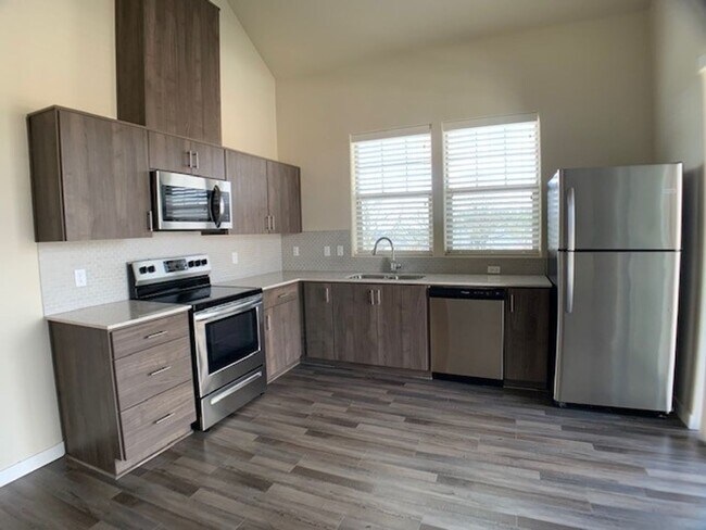Foto del edificio - Newer Bethany Condo - 2 bedrooms 2 Baths, ...