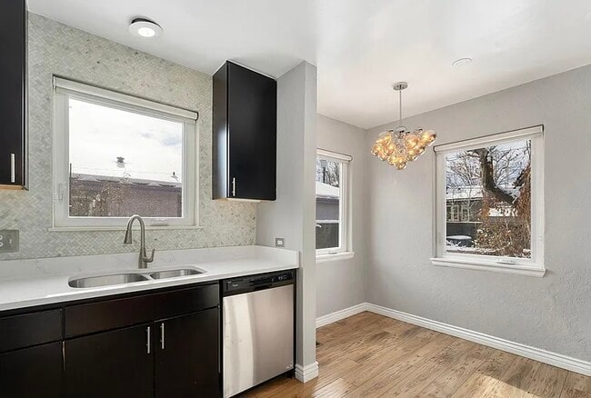 Building Photo - 14374 E 47th Dr