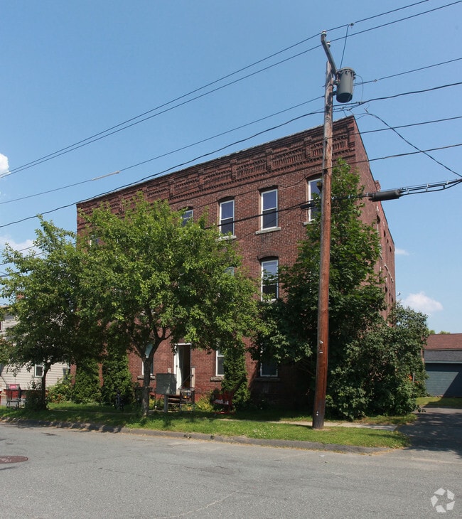 Building Photo - 59 L St