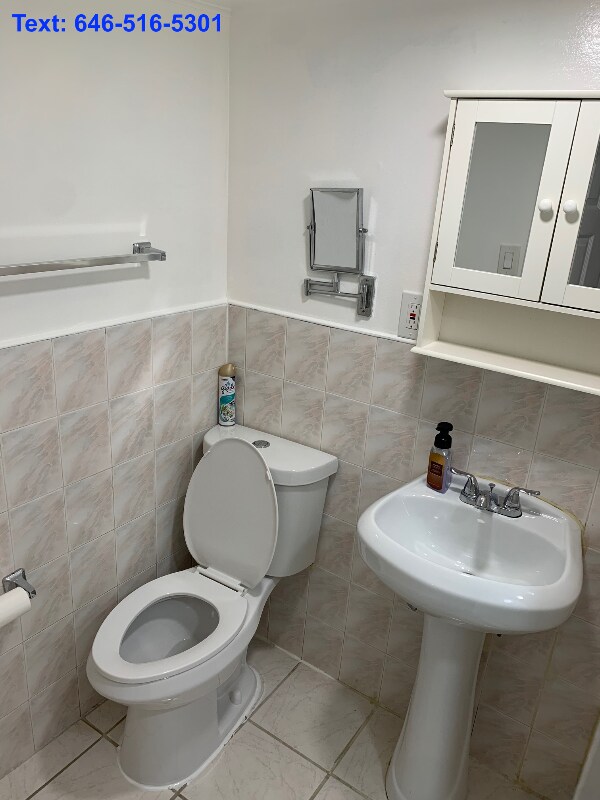 Foto del edificio - 447 Elton St