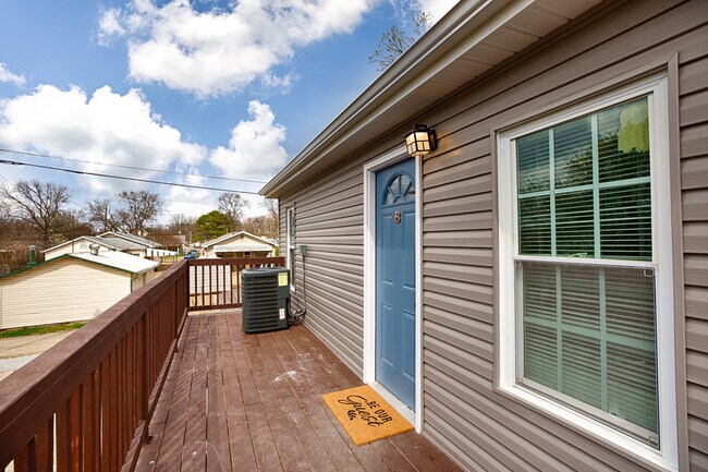 Foto del edificio - 505 Ward Ave NE