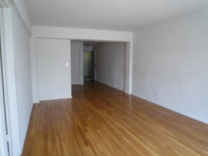 Interior Photo - 1180 Midland Ave