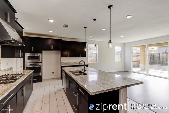 Building Photo - 4 br, 4 bath House - 2270 Frank Blondin Ln...