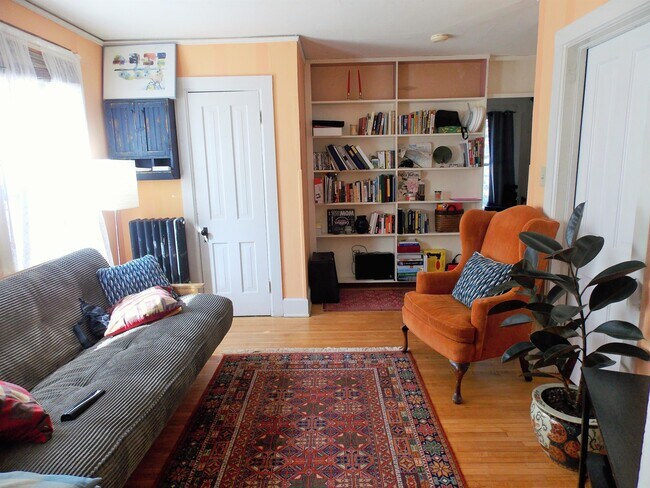 Foto del edificio - 1113 Sherman Ave