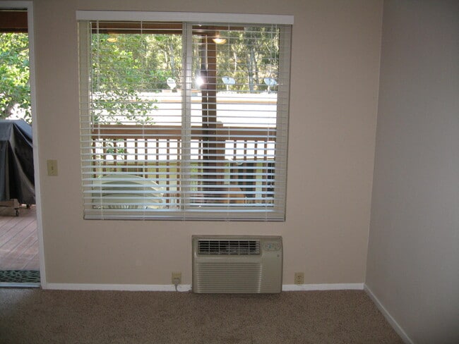 Foto del edificio - 6362 Rancho Mission Rd