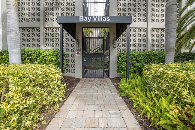 Foto del edificio - 125 5th Ave NE
