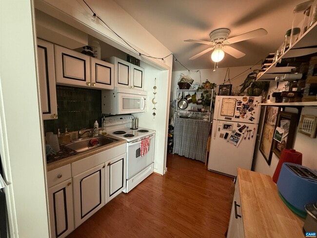 Foto del edificio - 1311 Wertland St