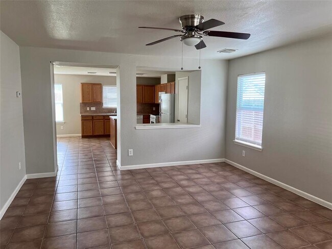Foto del edificio - 4106 Dogwood Hill St