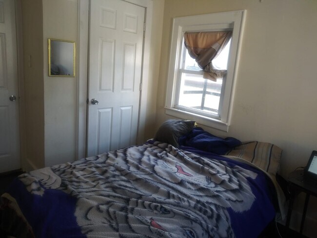 Bedroom - 239 2nd St