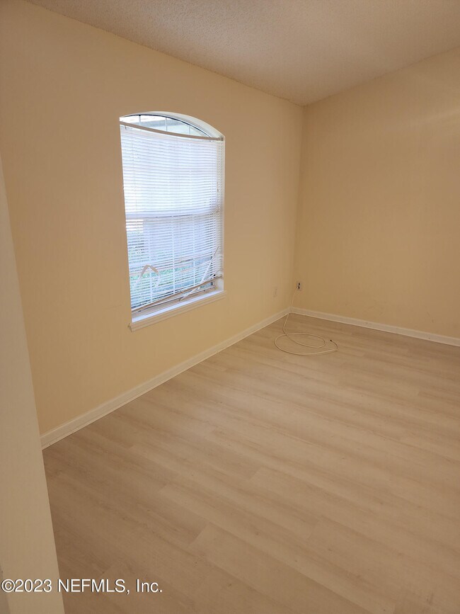 Building Photo - 451 Charles Pinckney St