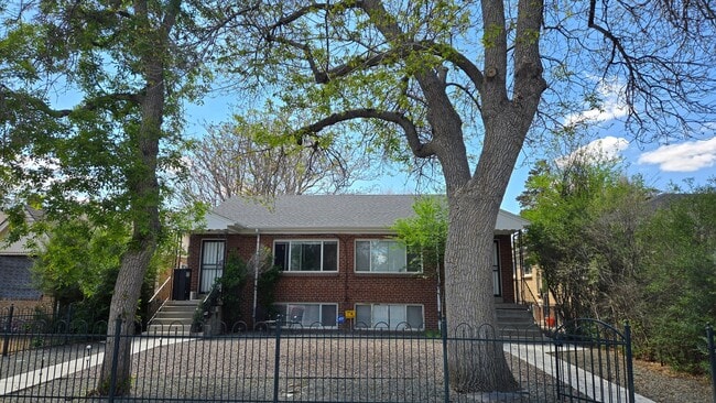 Photo - 1557 1/2 Tamarac St Apartment
