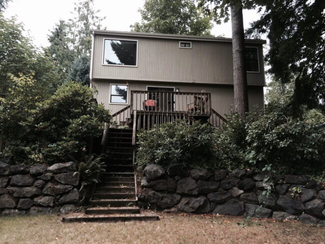 Building Photo - 1222 Bay Loop SW