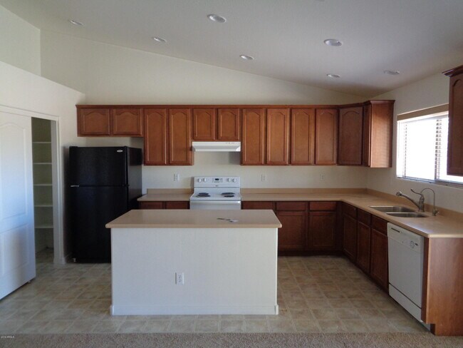 Building Photo - 43402 W Oster Dr