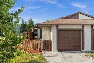 Building Photo - 10001 Bynum Ct