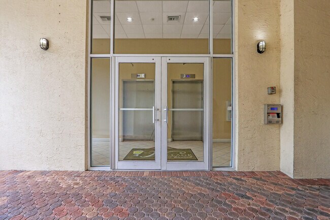 Foto del edificio - 1155 Main St