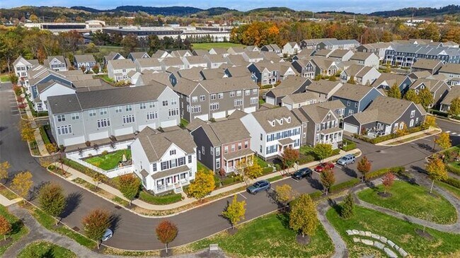 Foto del edificio - 504 Beneficial Dr