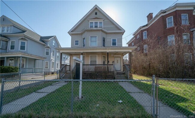 Building Photo - 66 Edgewood St