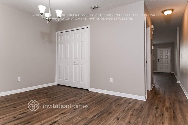 Building Photo - 2125 Fluorshire Dr