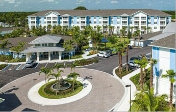 Building Photo - 1900 NW Federal Hwy