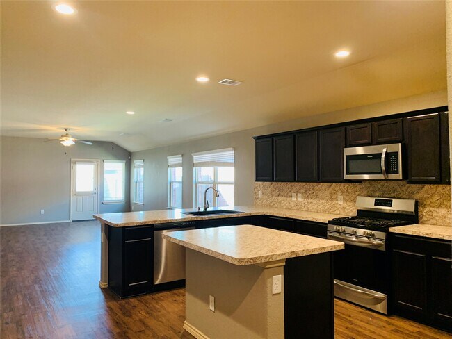 Foto del edificio - 15438 Rancho Joya Wy