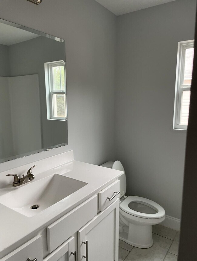 Foto del edificio - 947 Cygnet Dr