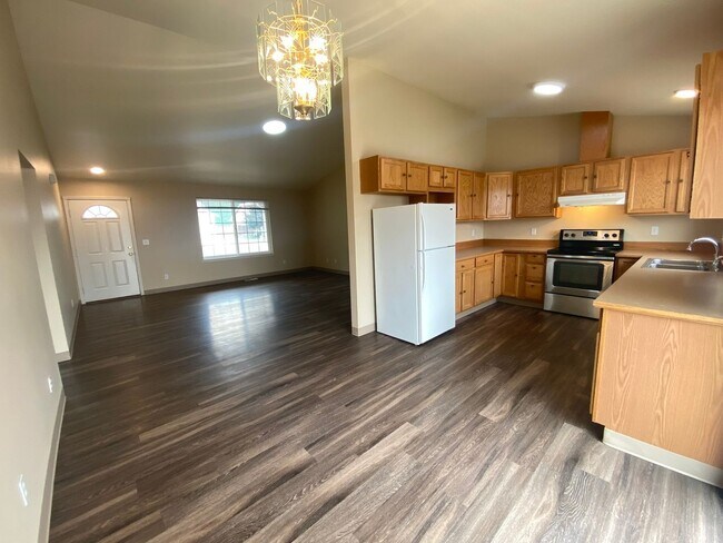 Foto del edificio - 3 Bedroom 2 Bathroom Home for Rent!