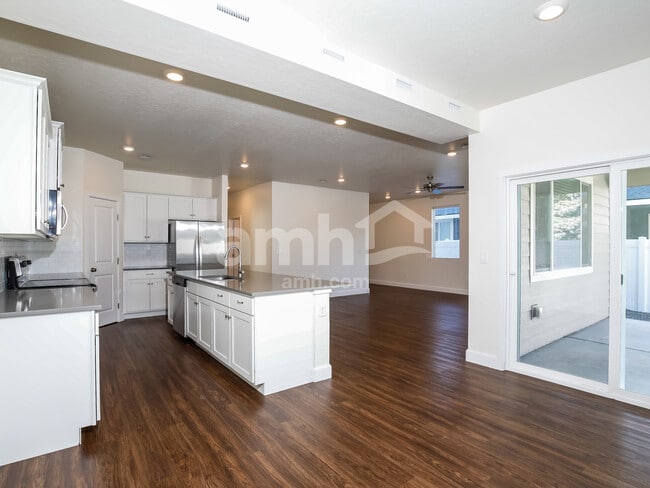 Building Photo - 5078 W White Ash Ct